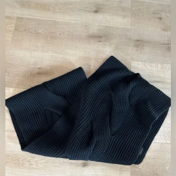 All saints wool scarf, in excellent condition. Never worn - Picture 5 of 5